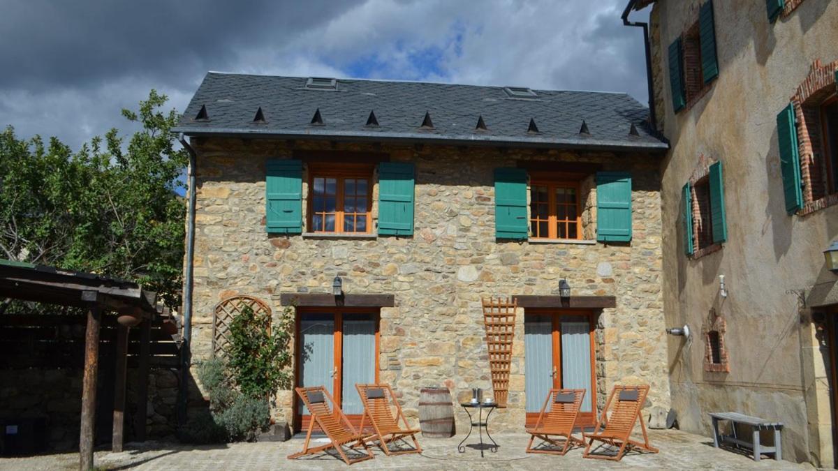レ・ザングル La Grange De Cassiopee - Duplex Avec Vue Imprenableヴィラ エクステリア 写真