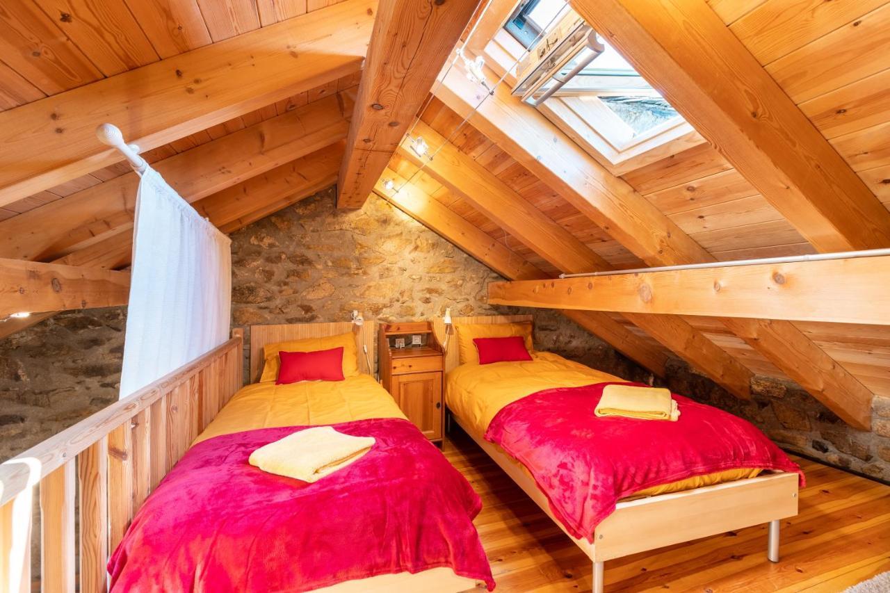 レ・ザングル La Grange De Cassiopee - Duplex Avec Vue Imprenableヴィラ エクステリア 写真